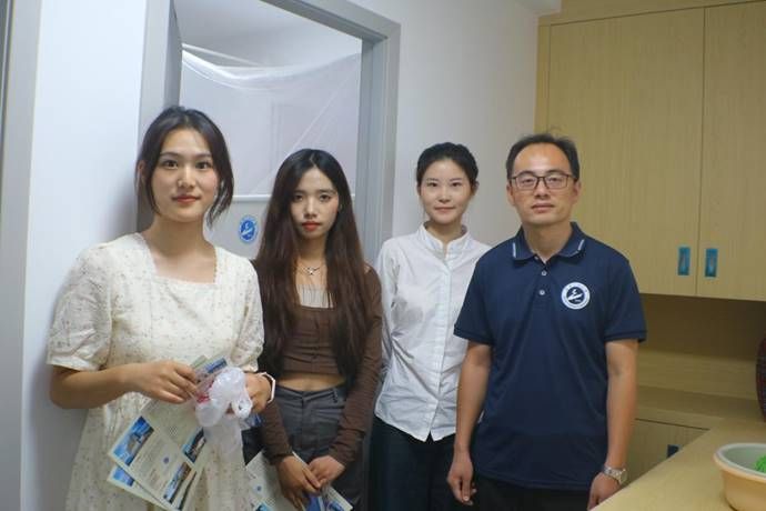 ˵��: 4d849b100e1339ee3cfd72362b4a127